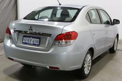 2015 Mitsubishi Mirage ES