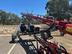 2025 Meridian TL HD10 53 Grain Auger