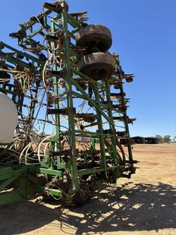 2002 Ausplow D49-300E 60Ft Seeding Bar