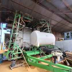 2002 Ausplow D49-300E 60Ft Seeding Bar