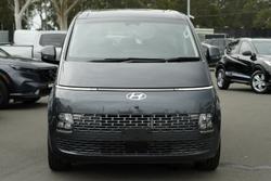 2022 Hyundai STARIA Highlander