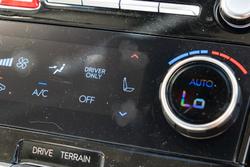 2024 Hyundai Santa Fe Hybrid Calligraphy MX5.V1 MY25 AWD Creamy White Matte