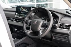 2022 Mitsubishi Outlander LS ZM MY23 AWD White