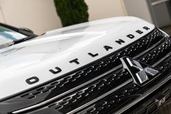 2022 Mitsubishi Outlander LS ZM MY23 AWD White