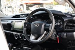 2018 Toyota Hilux Workmate TGN121R 4x2 Glacier White