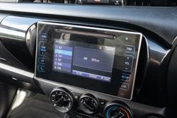 2018 Toyota Hilux Workmate TGN121R 4x2 Glacier White