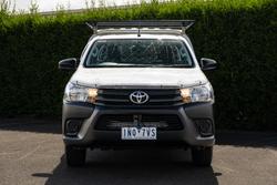2018 Toyota Hilux Workmate TGN121R 4x2 Glacier White