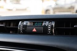 2018 Toyota Hilux Workmate TGN121R 4x2 Glacier White