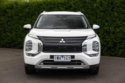 2022 Mitsubishi Outlander LS