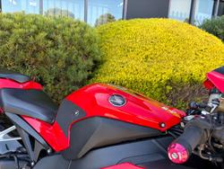 2015 Honda CBR1000RR (FIREBLADE) Red