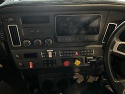 2022 Freightliner Cascadia 126 White