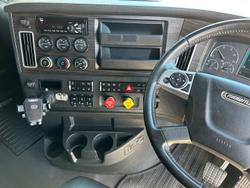 2022 Freightliner Cascadia 126 WHITE