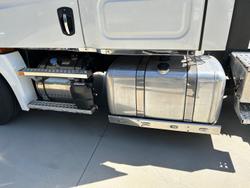 2022 Freightliner Cascadia 126 WHITE