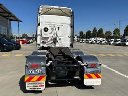 2022 Freightliner Cascadia 126 WHITE