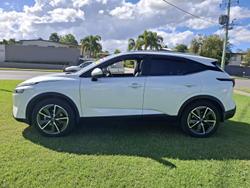 2023 Nissan QASHQAI Ti J12 MY23 Ivory Pearl with Pearl Black Roof
