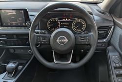 2022 Nissan X-TRAIL ST