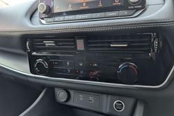 2022 Nissan X-TRAIL ST