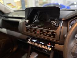 2026 Nissan Navara SL