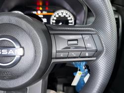 2026 Nissan Navara SL