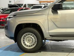 2026 Nissan Navara SL