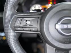 2026 Nissan Navara SL