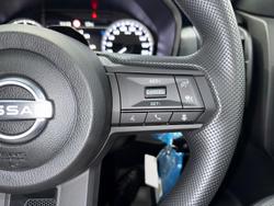 2026 Nissan Navara SL