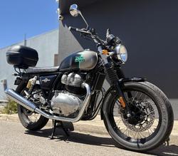 2022 Royal Enfield Interceptor 650 Custom 650 Twin Black