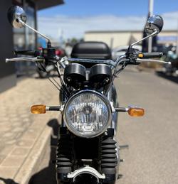 2022 Royal Enfield Interceptor 650 Custom 650 Twin Black