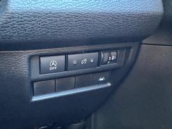 2026 Nissan Navara ST-X