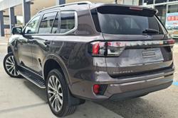 2024 Ford Everest Platinum