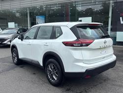 2026 Nissan X-TRAIL ST