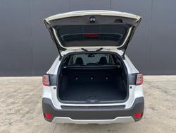 2025 Subaru Outback AWD Touring