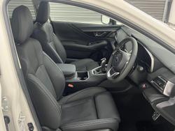 2025 Subaru Outback AWD Touring