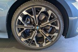 2025 BMW 3 Series 330i M Sport