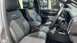 2025 Ford Everest Platinum