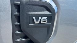 2025 Ford Everest Platinum