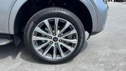 2025 Ford Everest Platinum