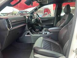 2025 Ford Everest Platinum