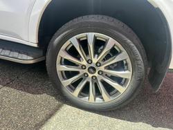 2025 Ford Everest Platinum