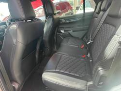 2025 Ford Everest Platinum