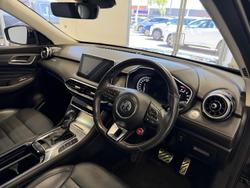 2020 MG HS Essence Anfield Edition