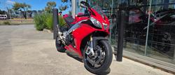 2014 APRILIA RSV4 FACTORY RED