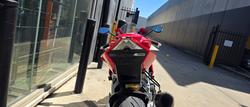 2014 APRILIA RSV4 FACTORY RED