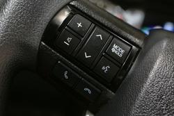 2025 Toyota Hilux SR