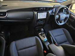 2025 Toyota Fortuner GXL GUN156R 4X4 Dual Range Graphite