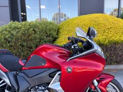 2010 Honda VFR1200F Red