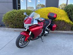 2010 Honda VFR1200F Red