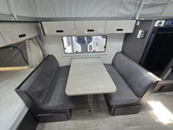 2020 Jayco Expanda