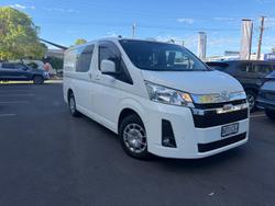 2022 Toyota Hiace