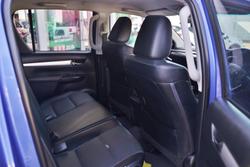 2015 Toyota Hilux SR5